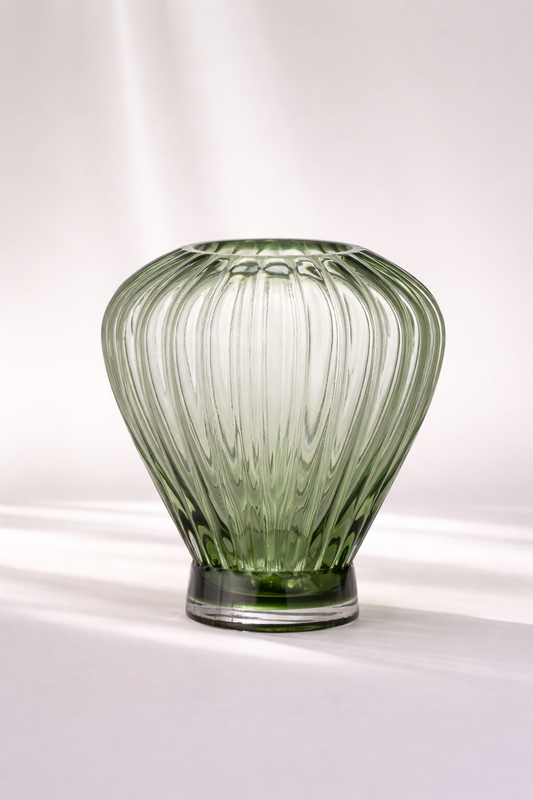 Reeve Vase